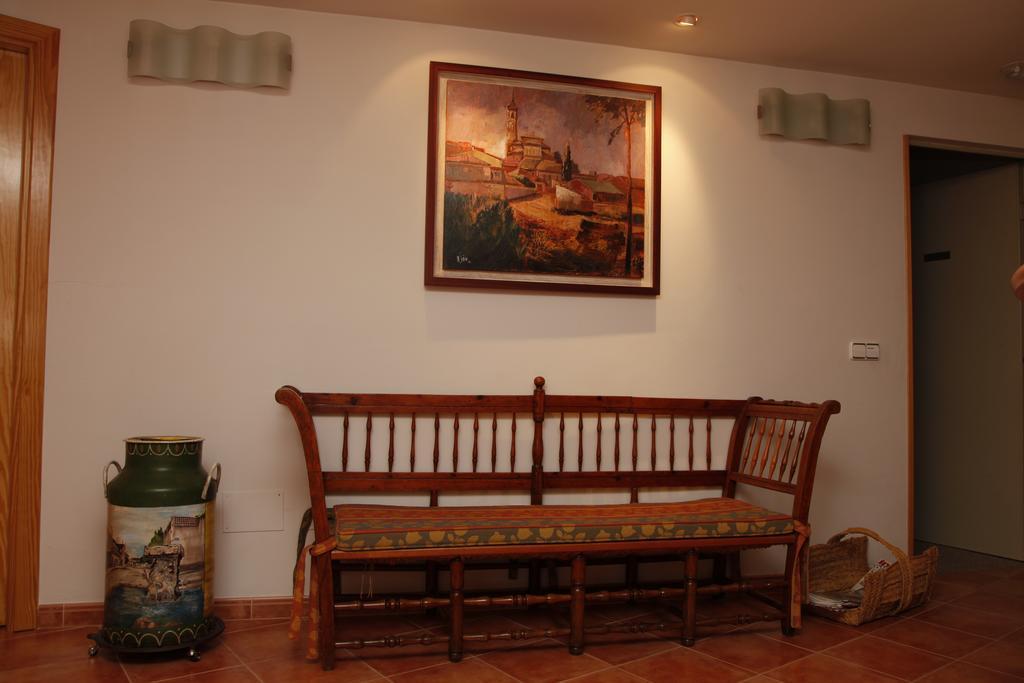 Hostal La Granja Yunquera de Henares Exterior photo